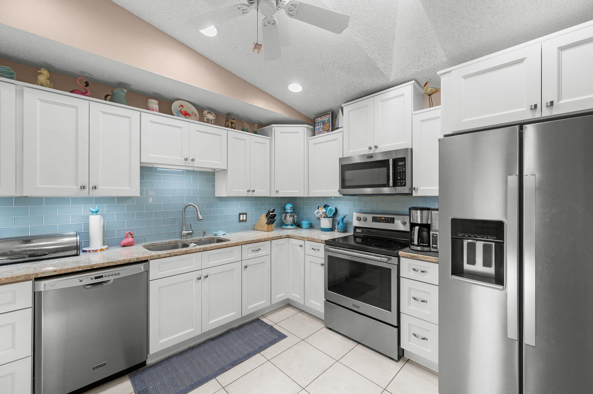 1531 Pheasant Walk C Property Photo 2