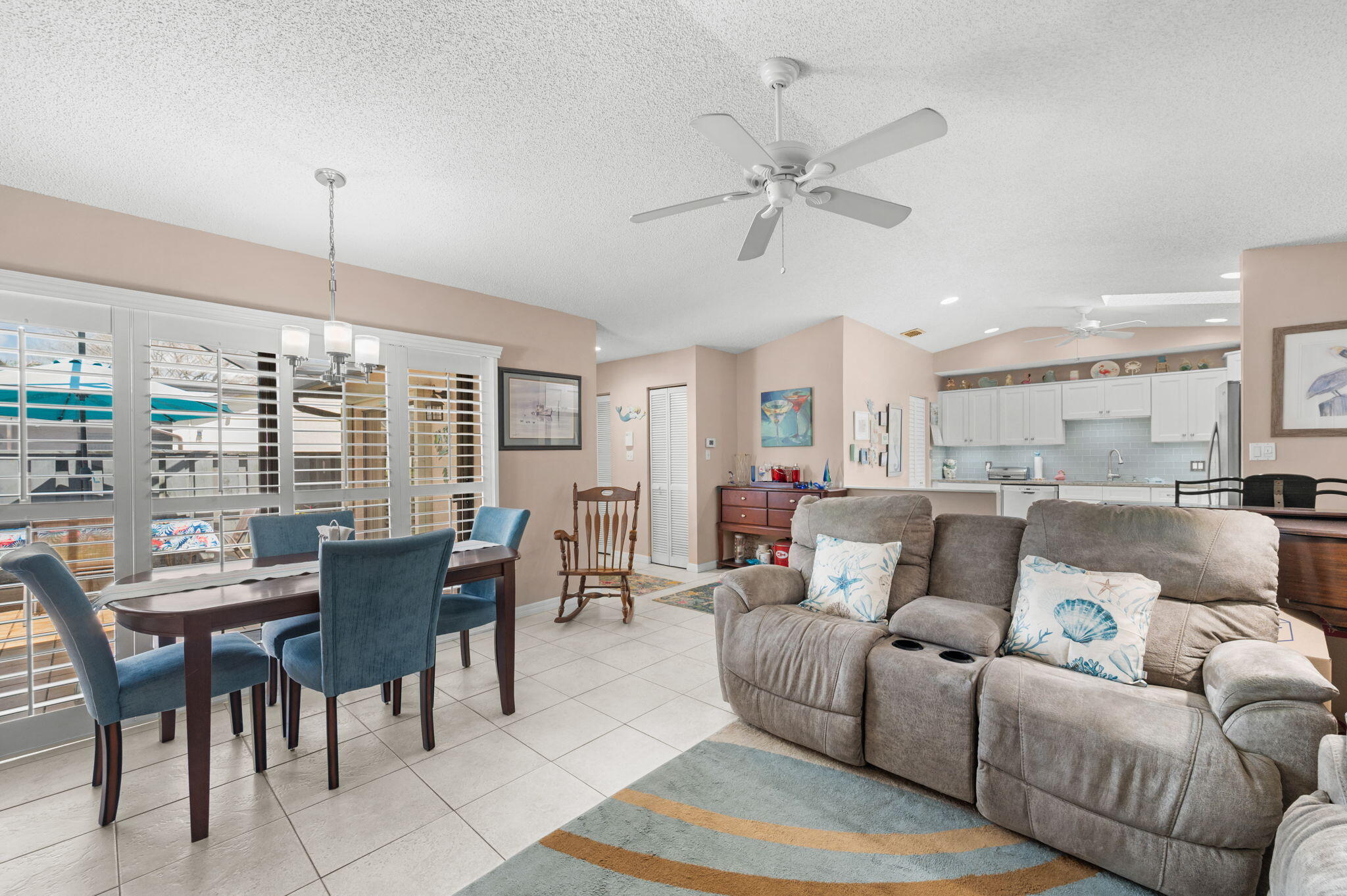 1531 Pheasant Walk C Property Photo 7