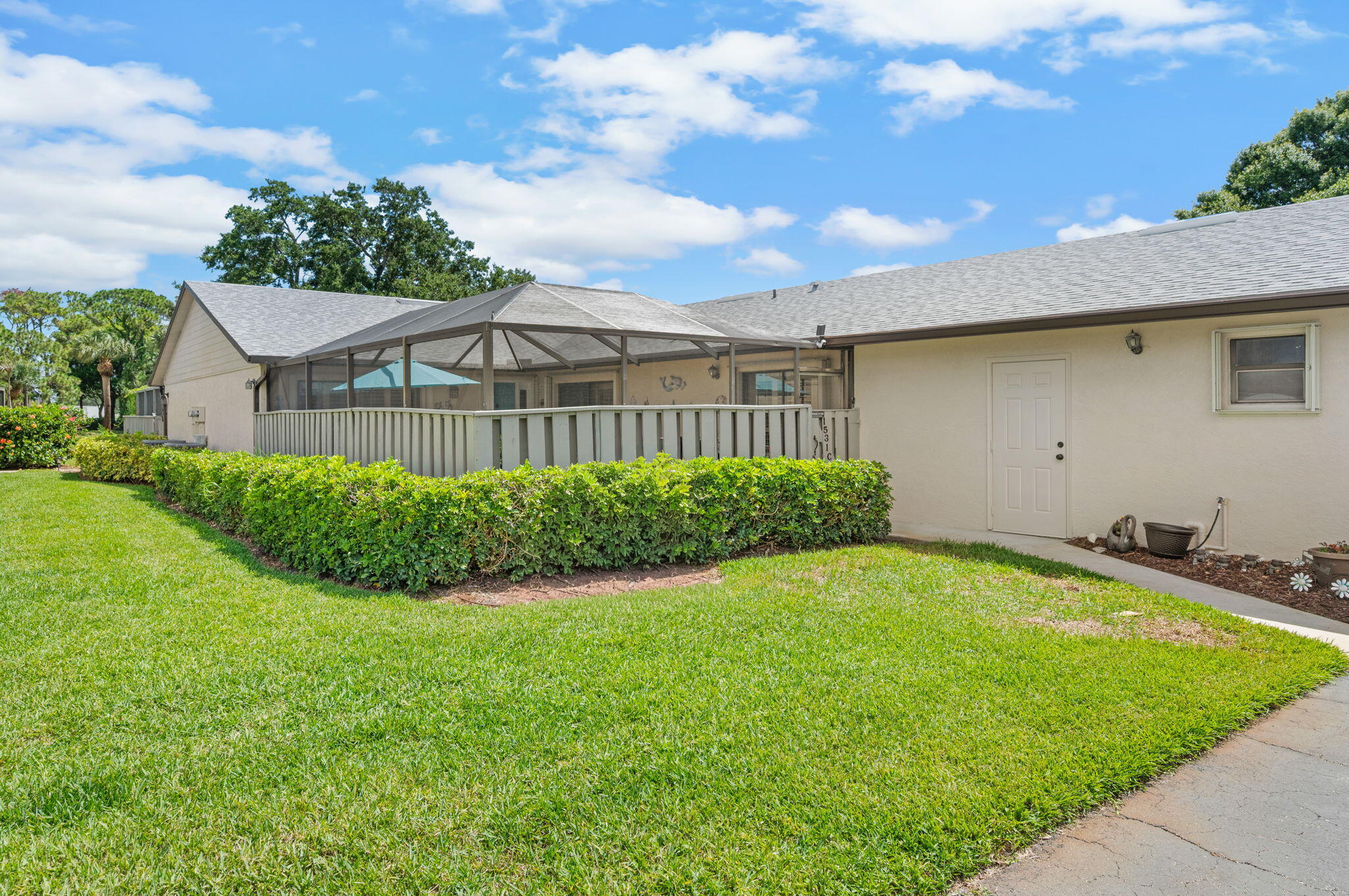 1531 Pheasant Walk C Property Photo 24