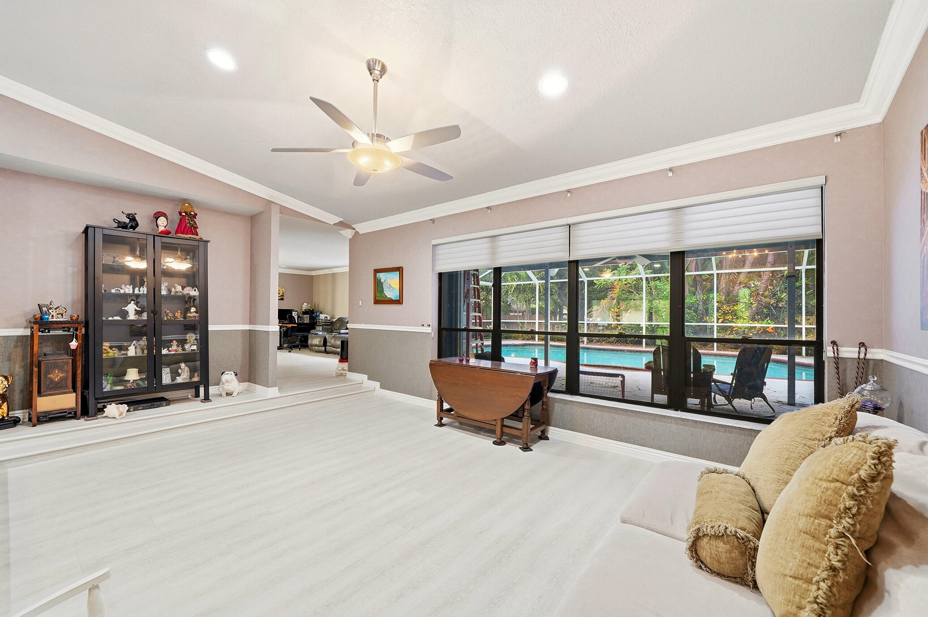 12106 Sailboat Way Property Photo 4