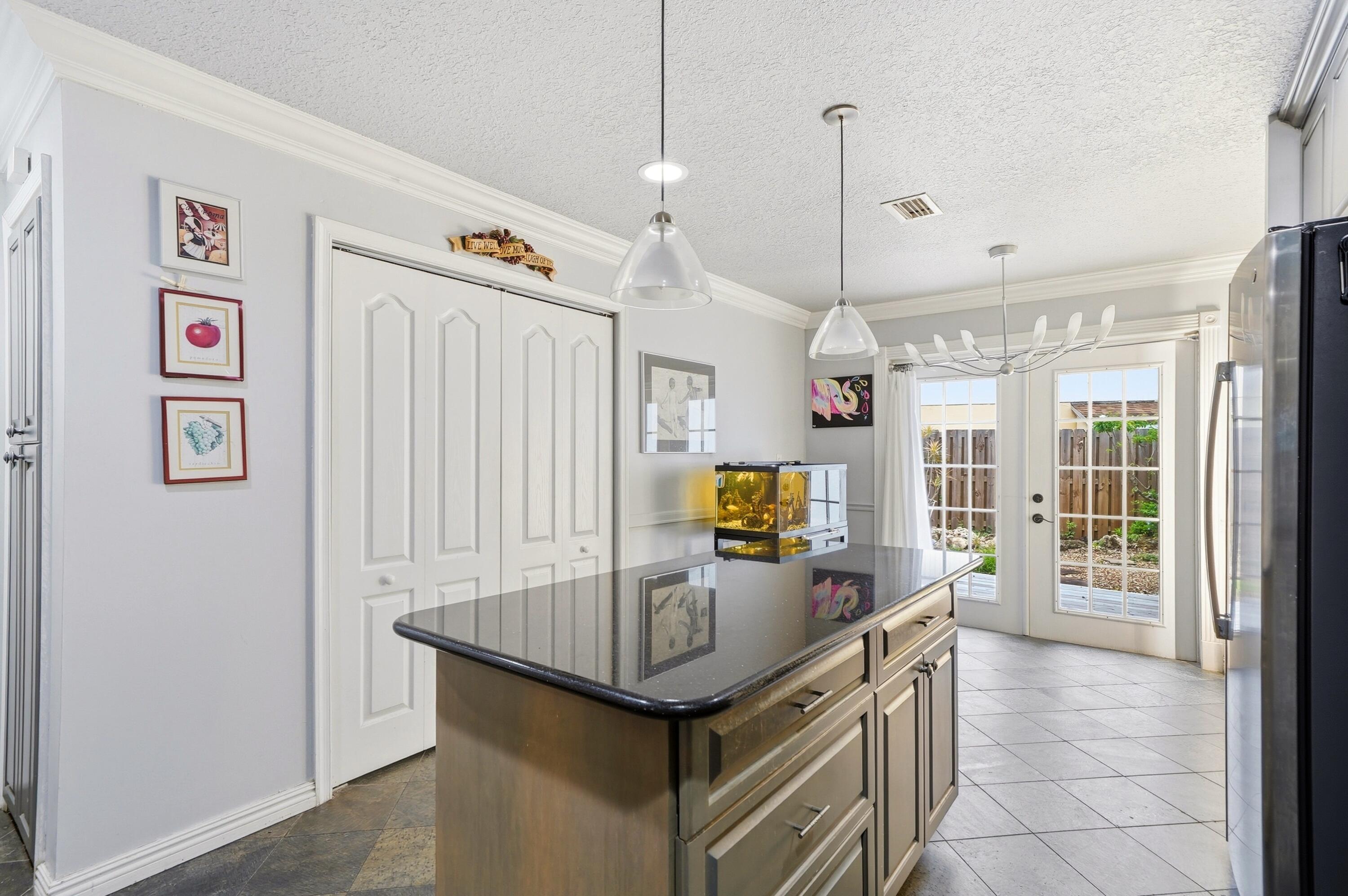12106 Sailboat Way Property Photo 11