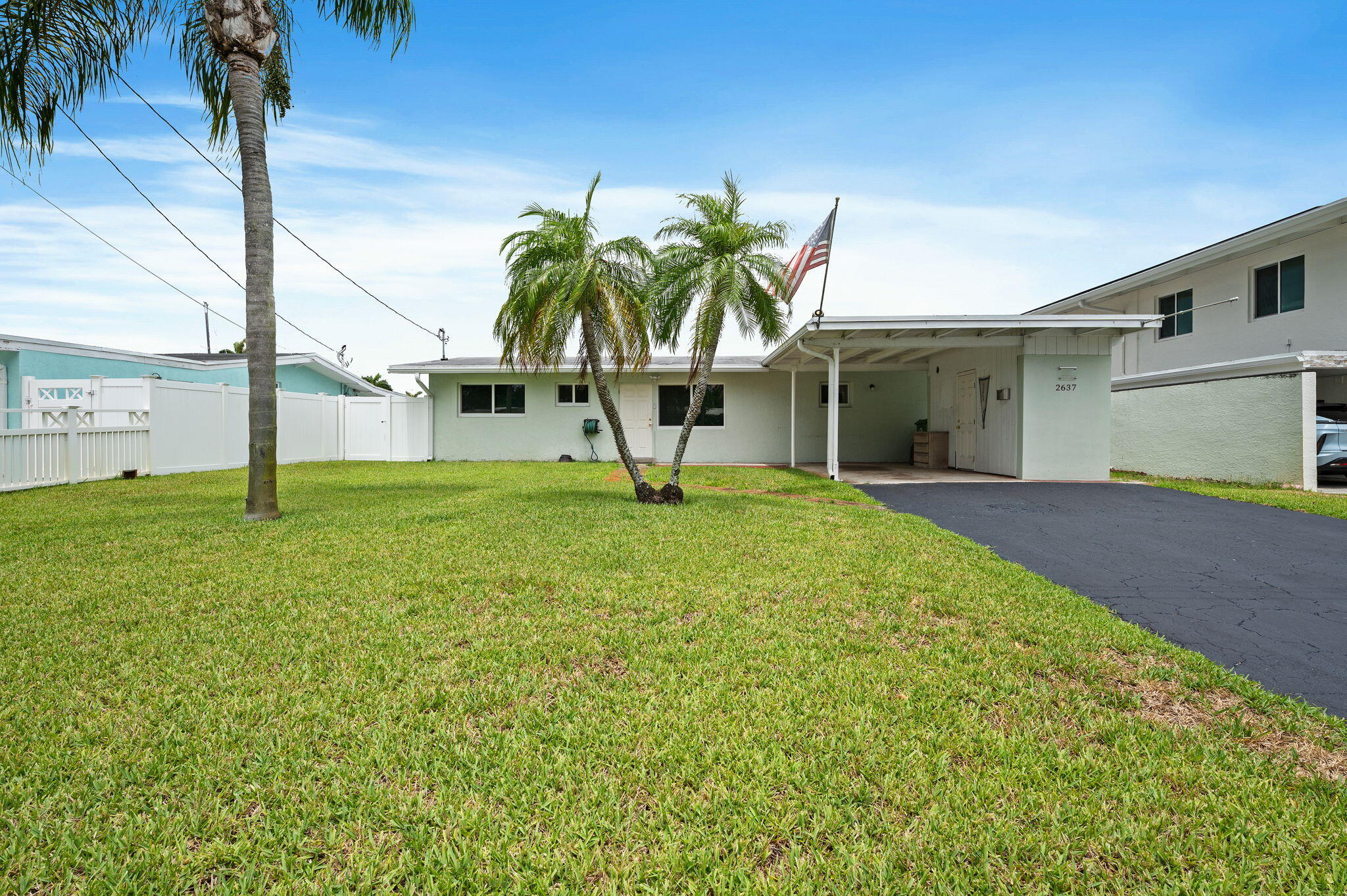2637 Marathon Lane Property Photo 4