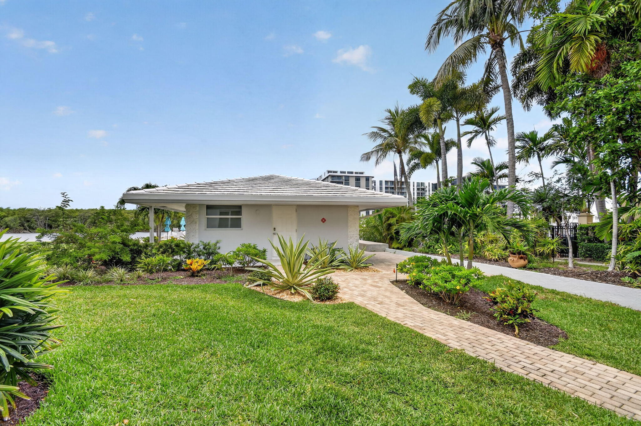 5520 N Ocean Boulevard N 110 Property Photo 46