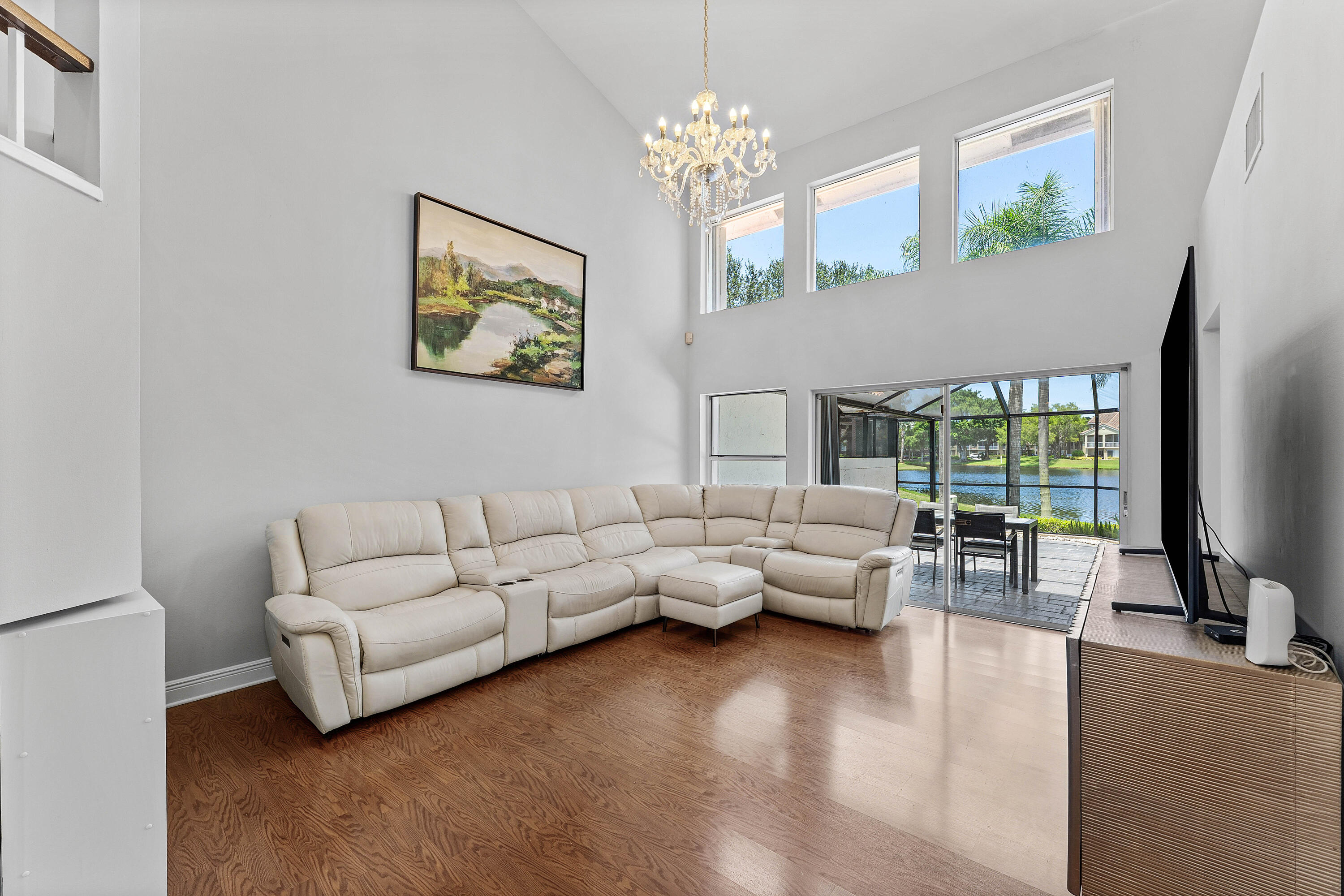 2011 Nw 53rd Street Property Photo 4