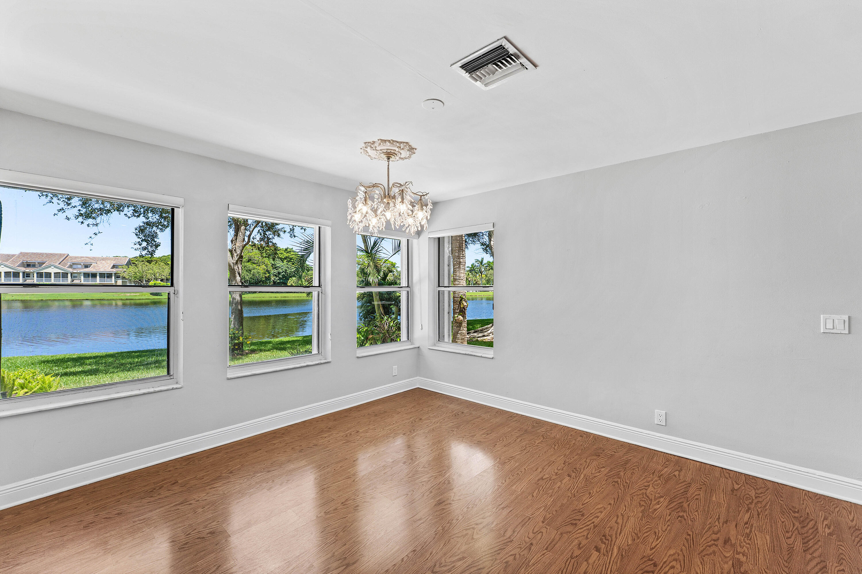 2011 Nw 53rd Street Property Photo 11