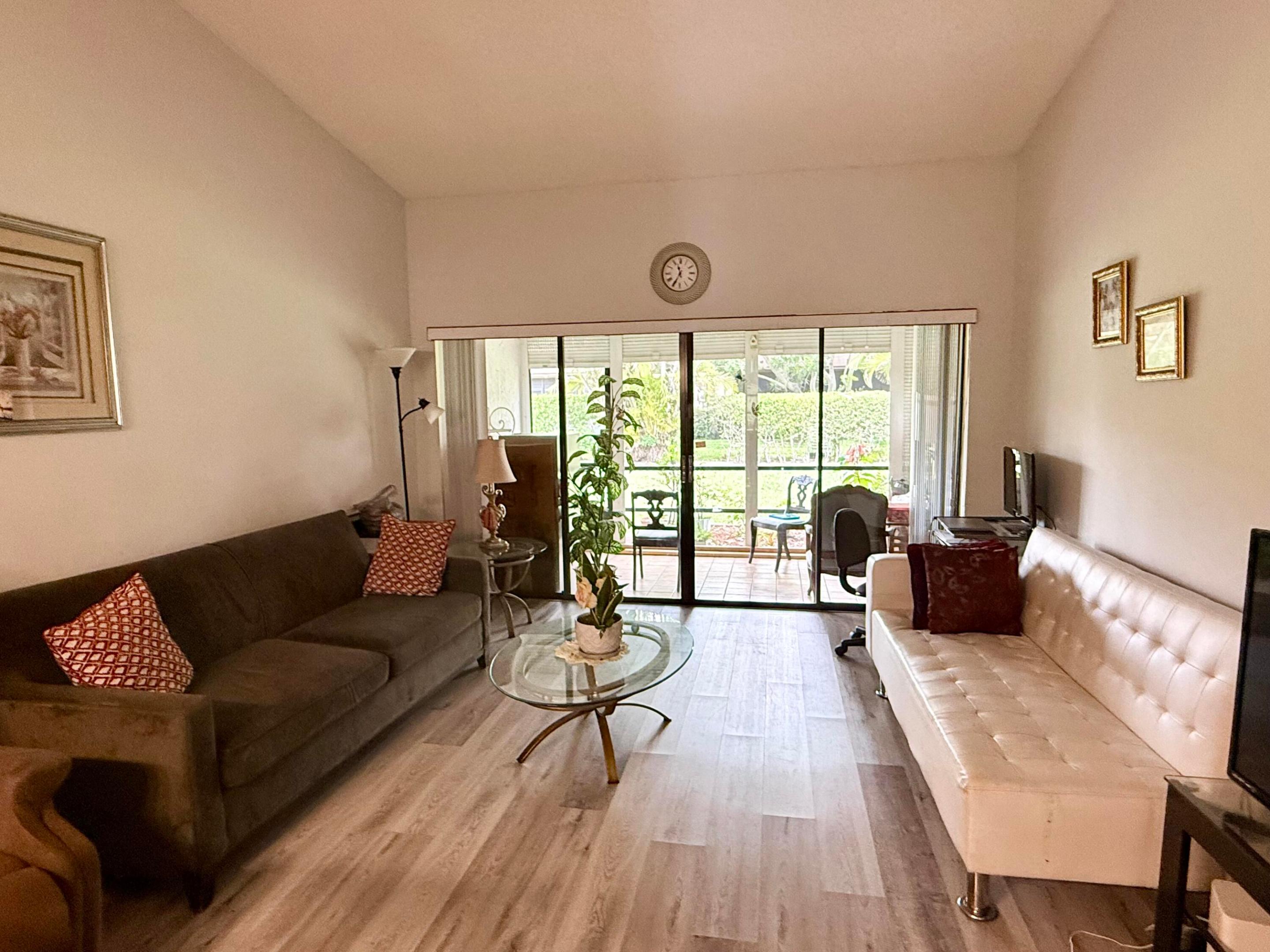 3927 Vine Tree Trail B Property Photo 6