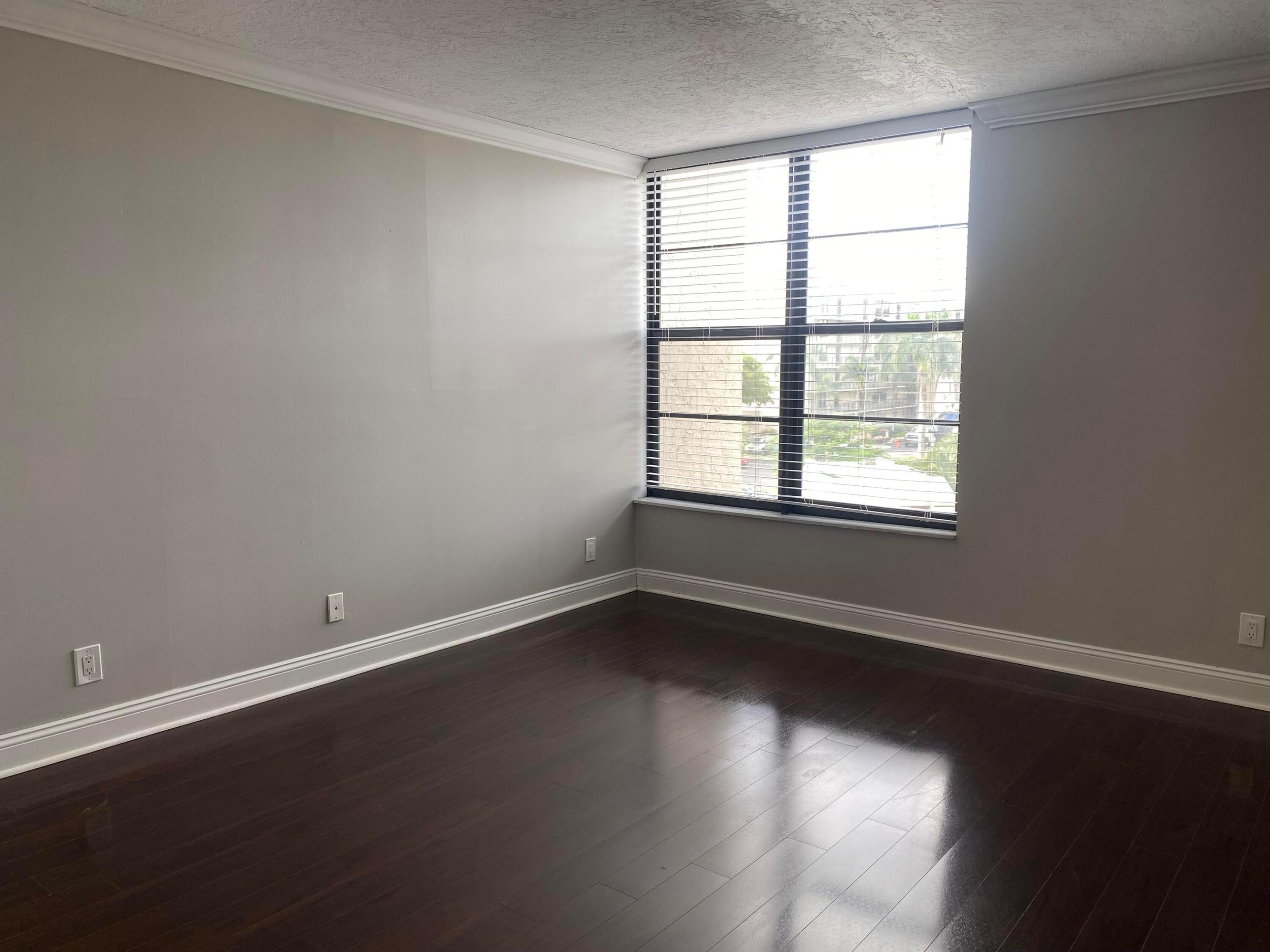 9 Royal Palm Way 403 Property Photo 18