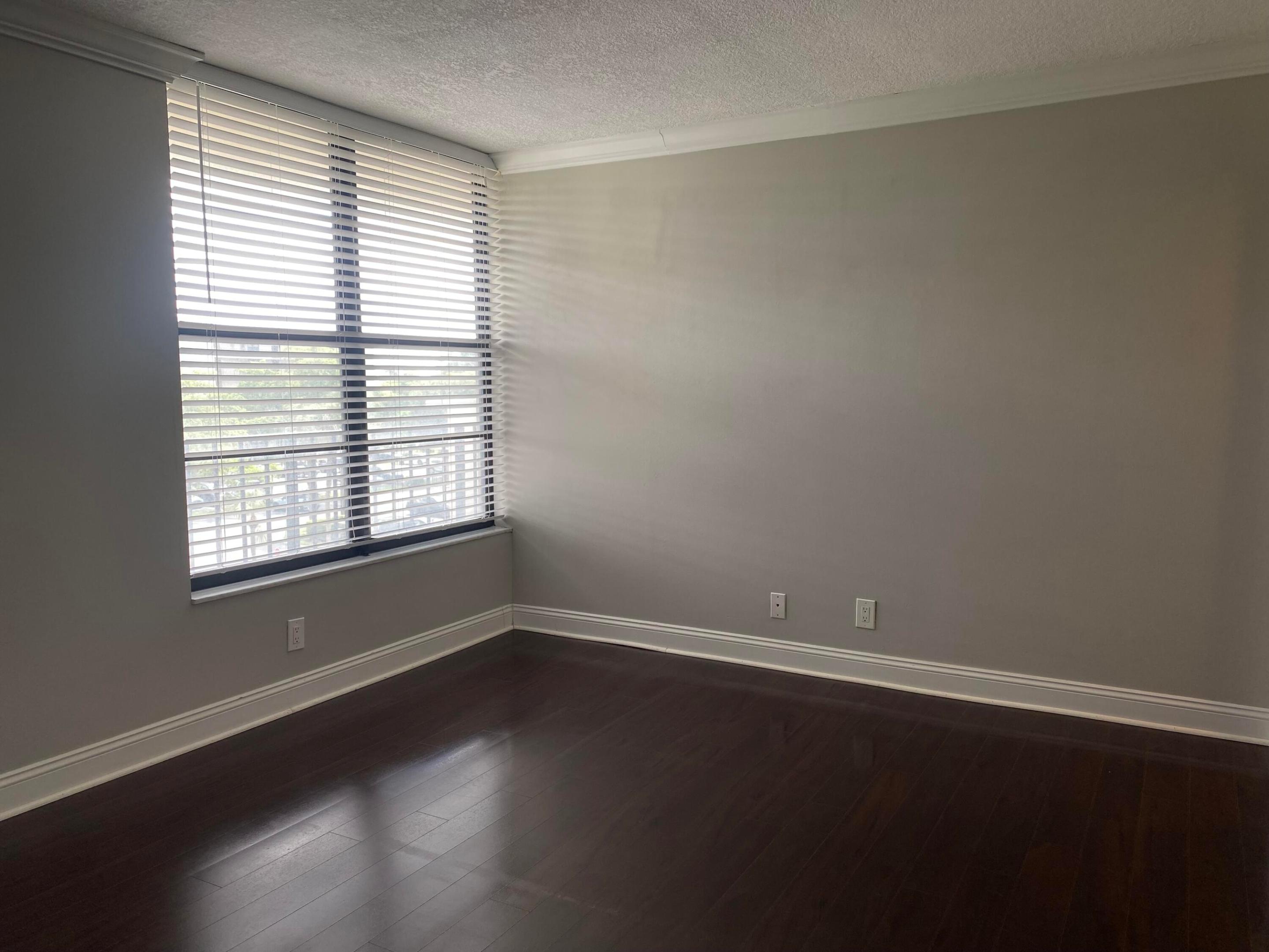 9 Royal Palm Way 403 Property Photo 28