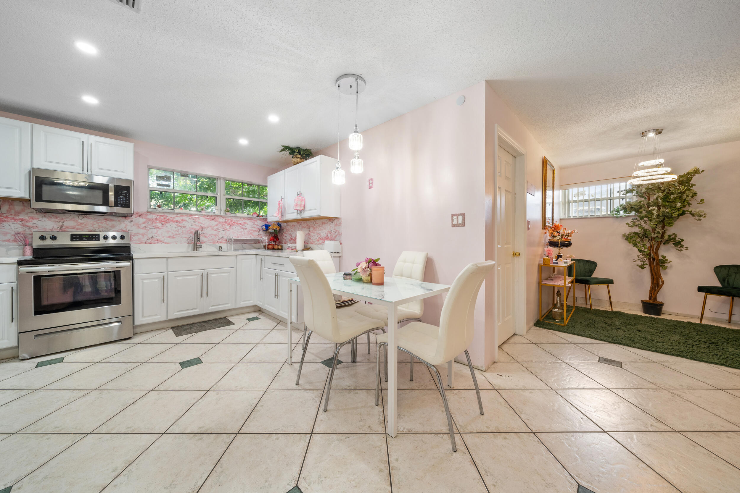 5720 Flagler Street Property Photo 6