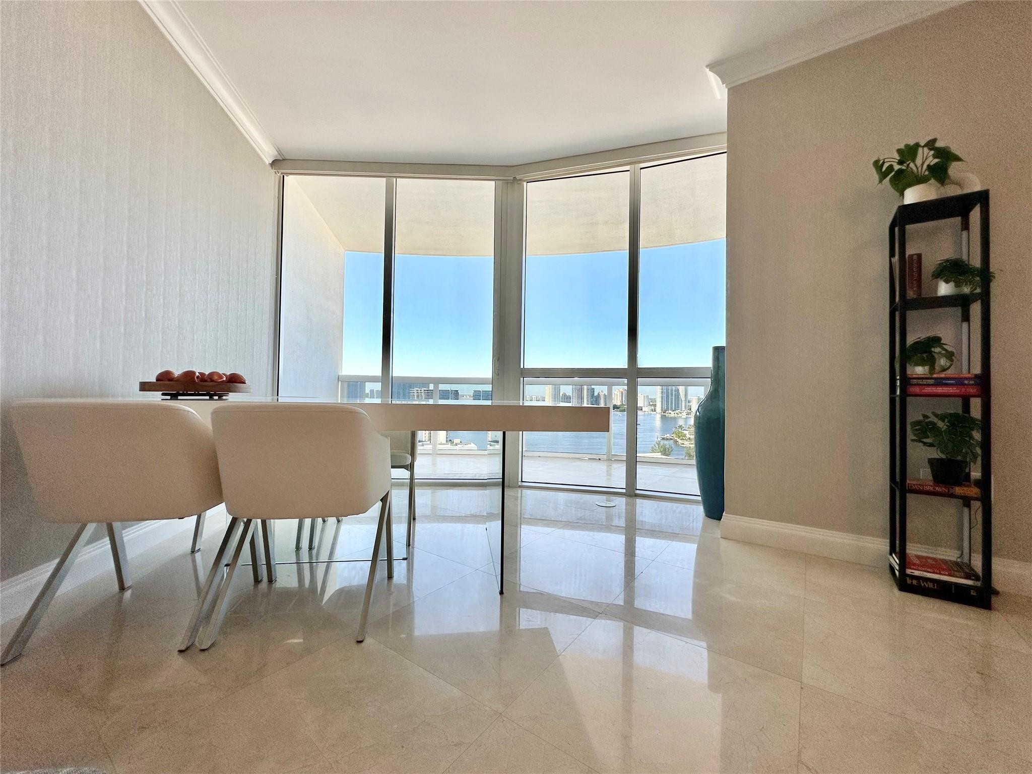 18201 Collins Avenue 1901 Property Photo 4