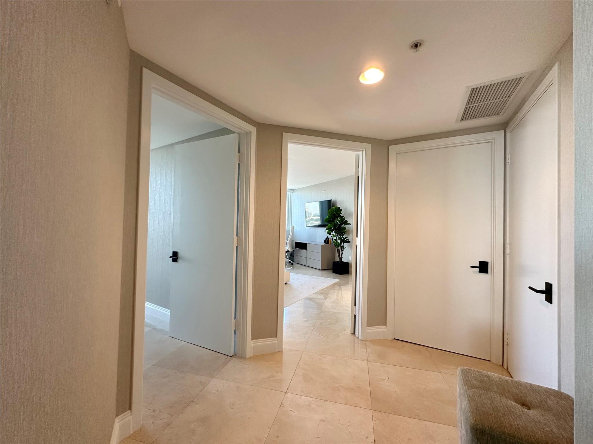 18201 Collins Avenue 1901 Property Photo 53