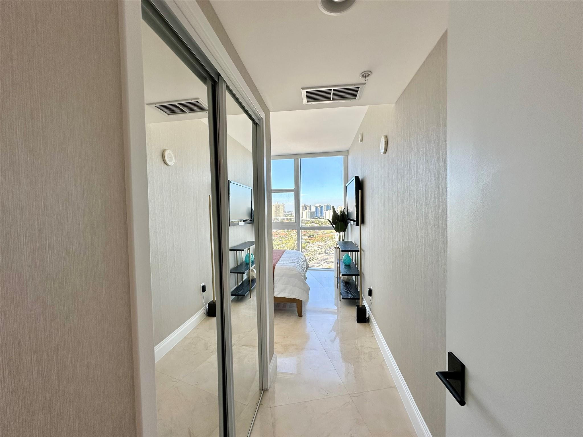 18201 Collins Avenue 1901 Property Photo 56