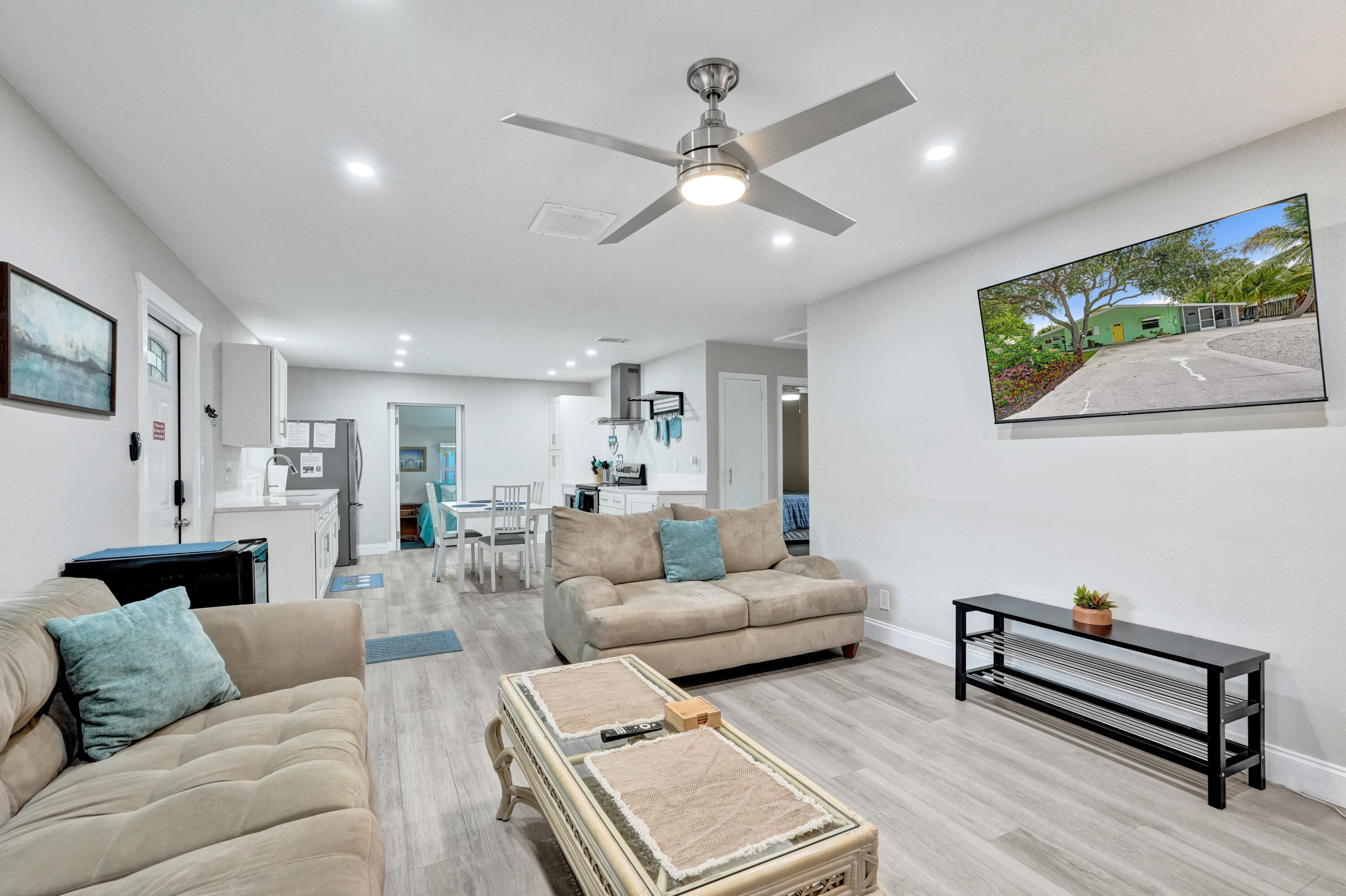 1947 Holman Drive Property Photo 14