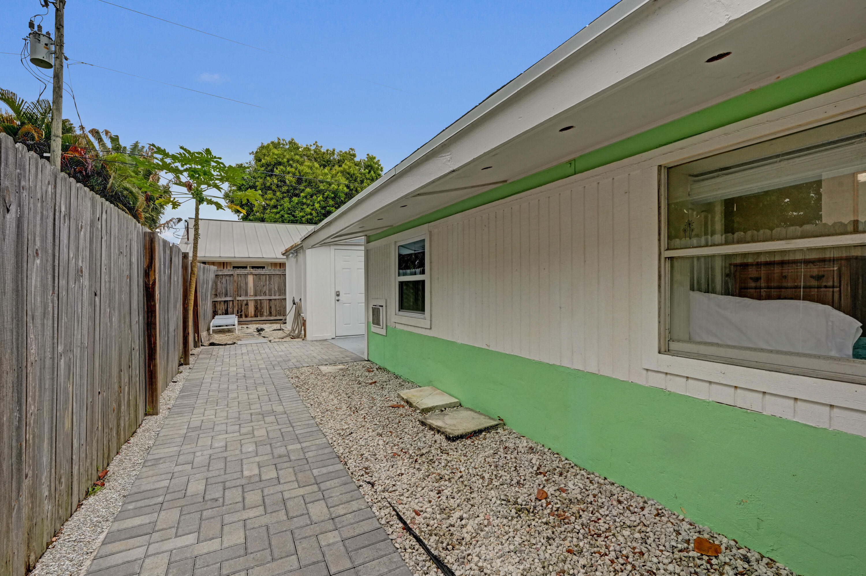 1947 Holman Drive Property Photo 25