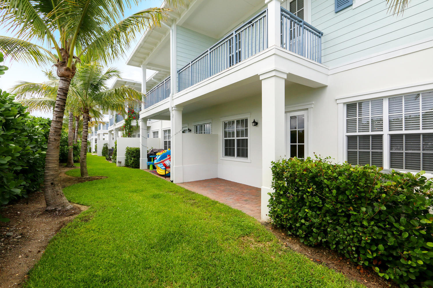 114 Ocean Breeze Drive Property Photo 23