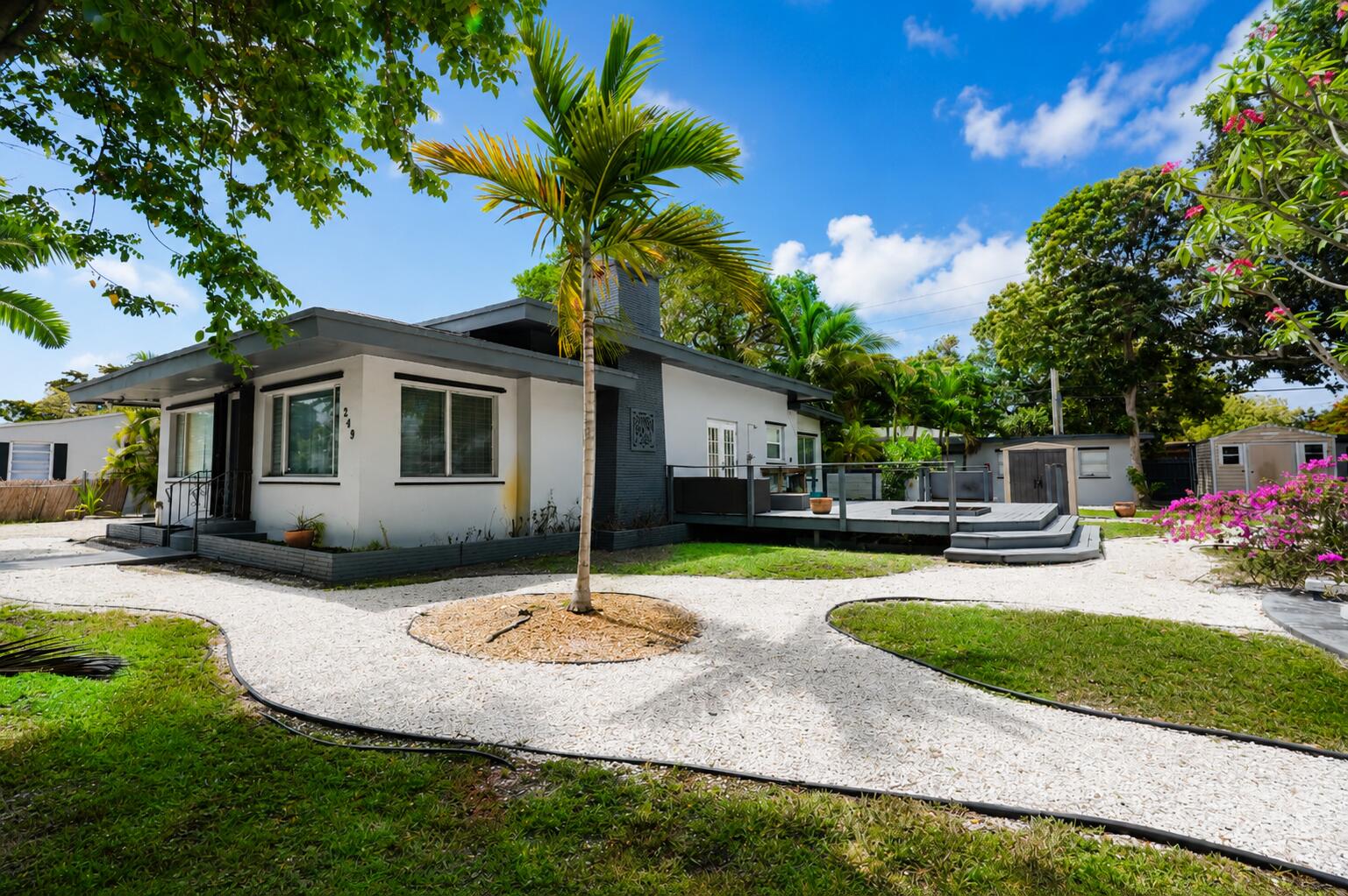 249 SW 14th Street 1-4