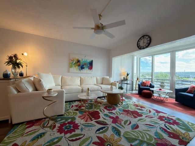 29 Yacht Club Drive 306 Property Photo 4