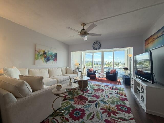 29 Yacht Club Drive 306 Property Photo 5