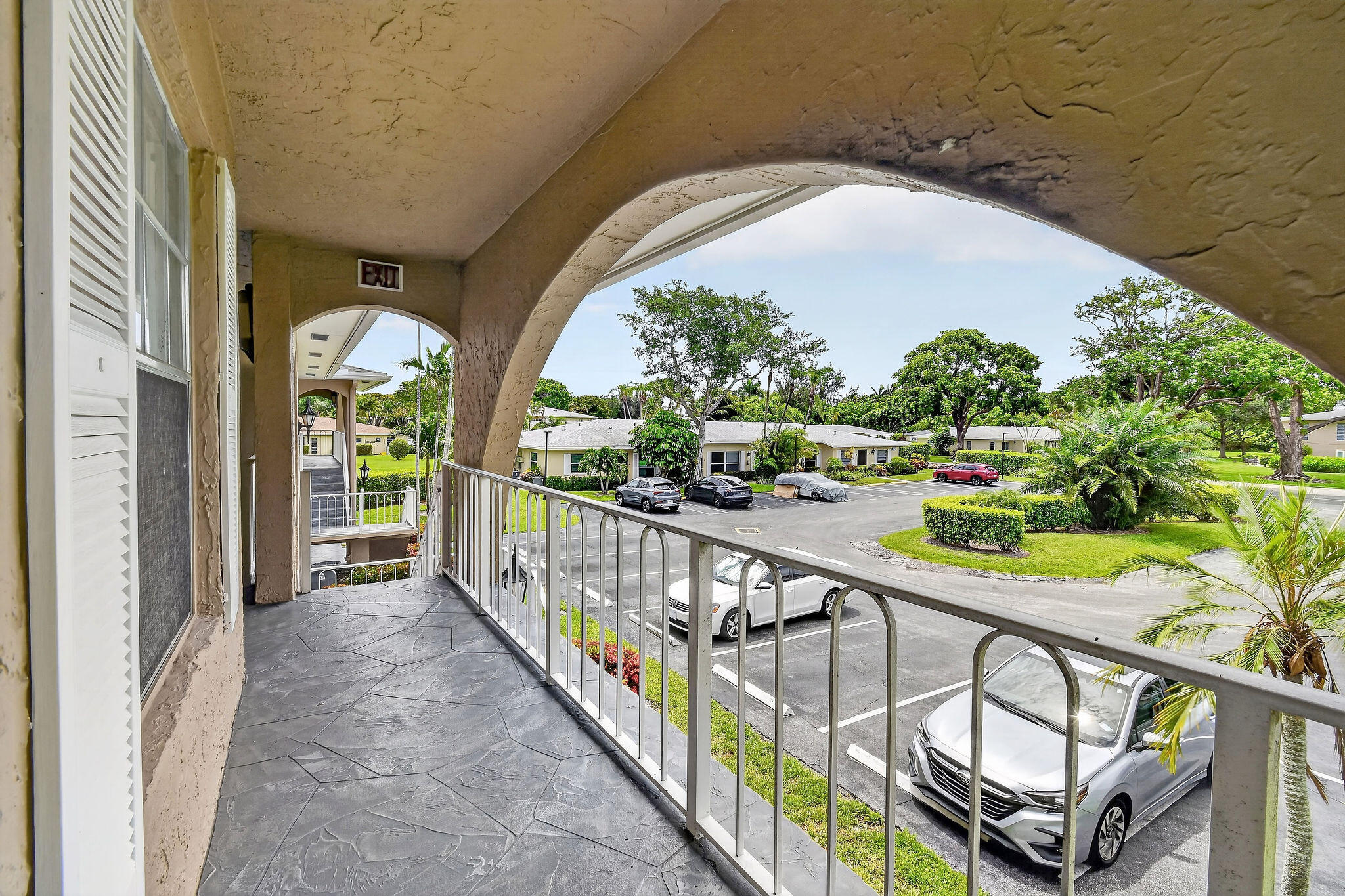 13837 Via Flora E Property Photo 3