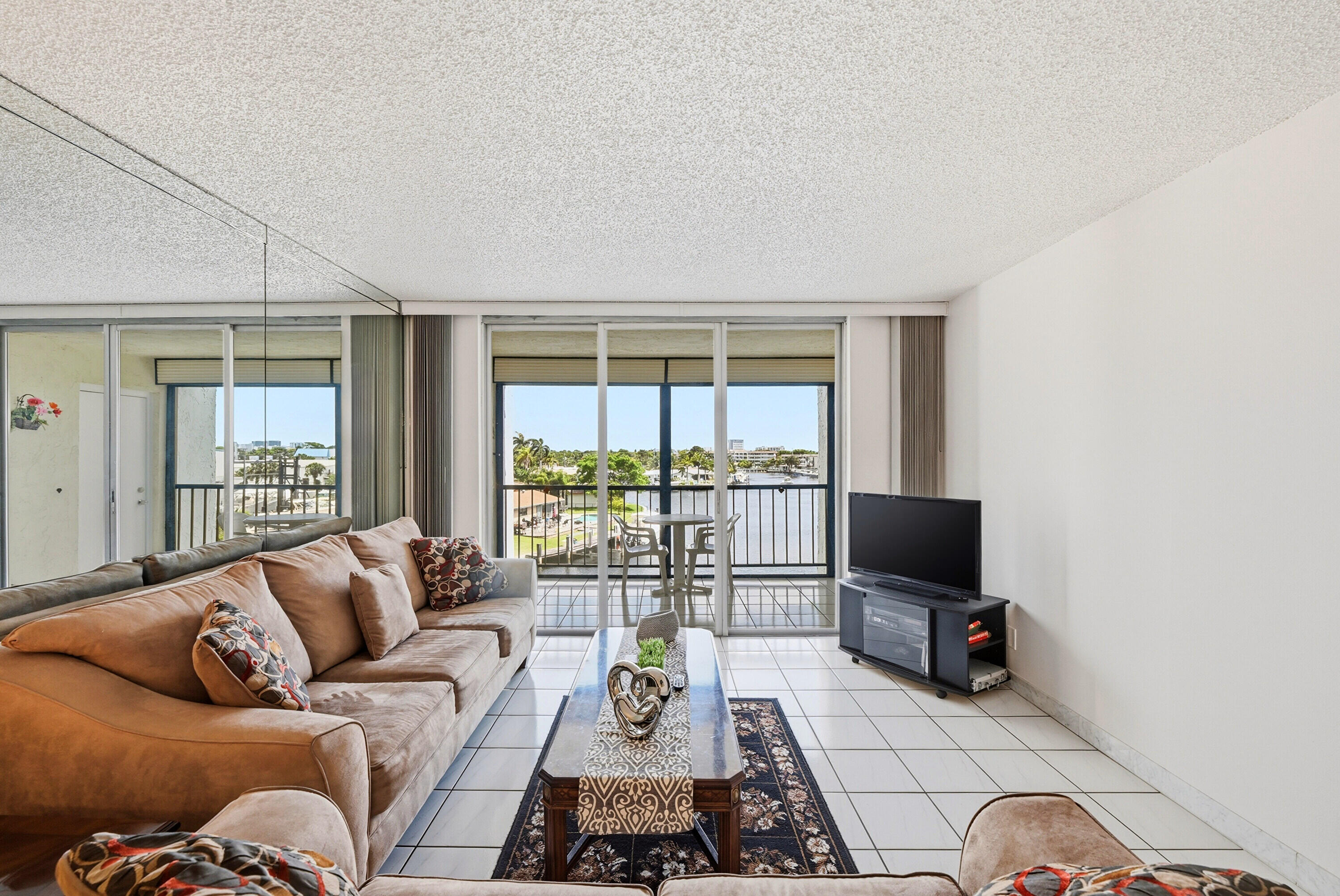 777 S Federal Highway O406 Property Photo 11