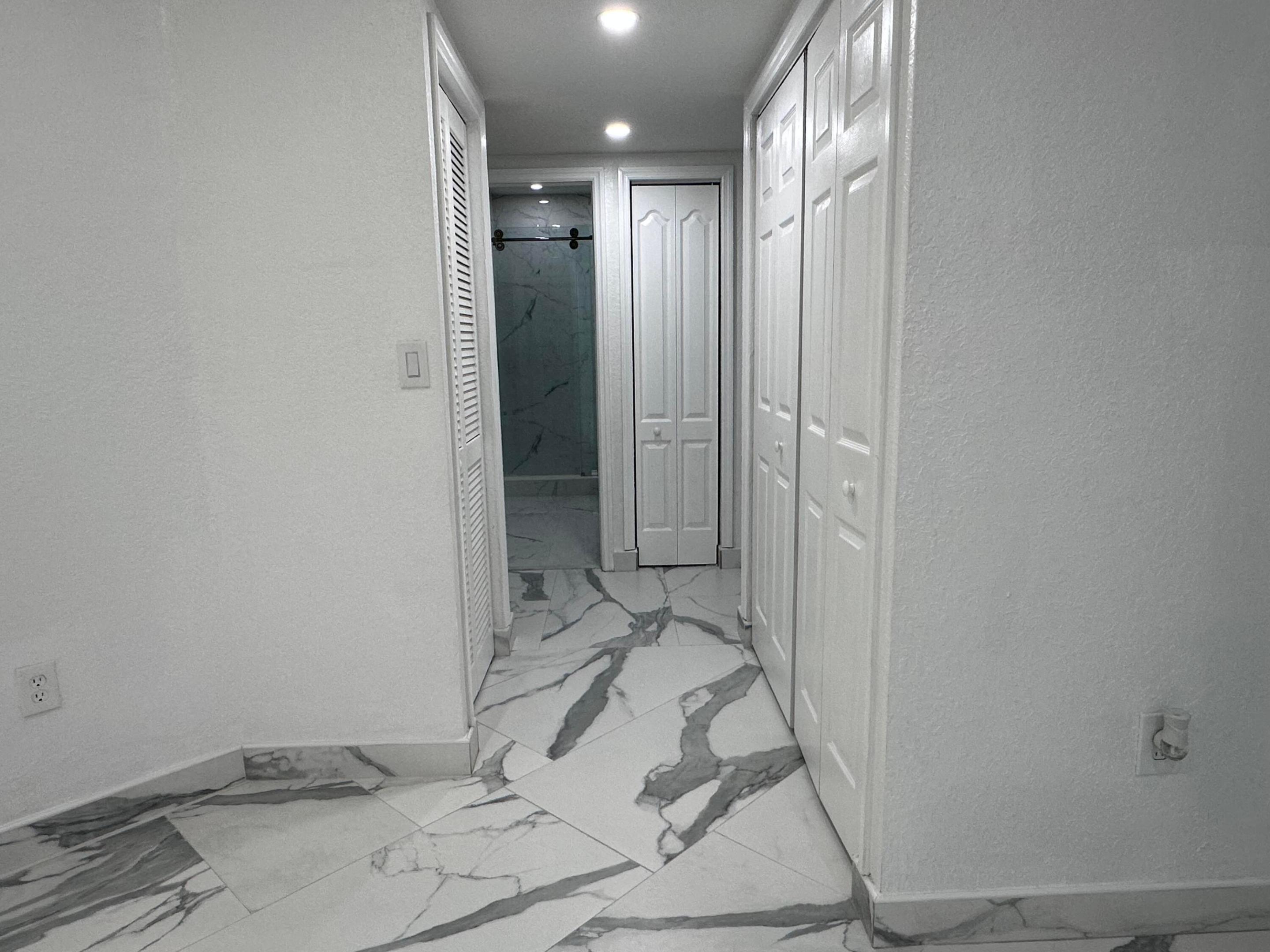 300 E 4th Street 103 Property Photo 15