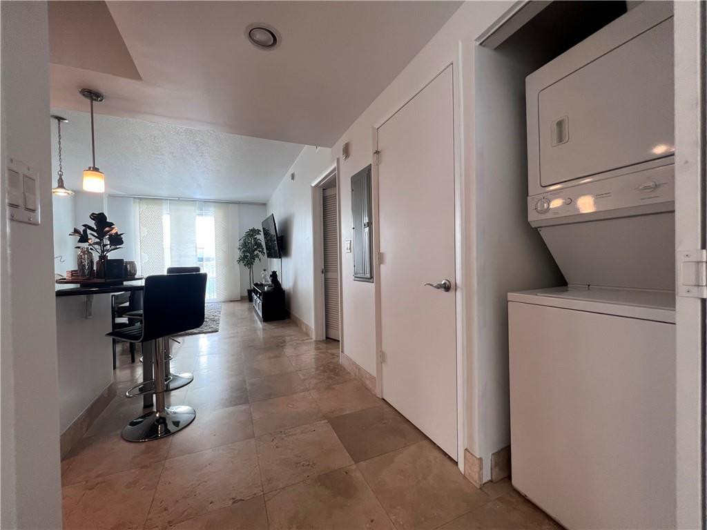 7280 Sw 90th Street E313 Property Photo 4
