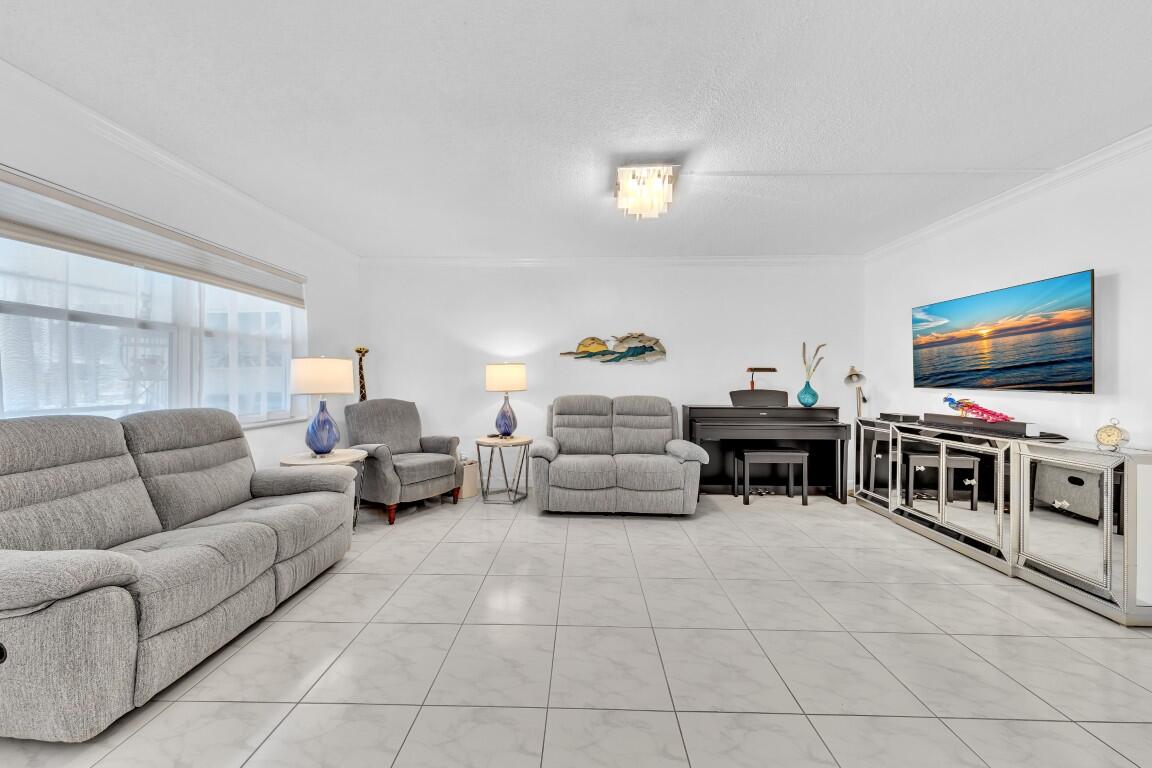 580 Egret Drive 121 Property Photo 2