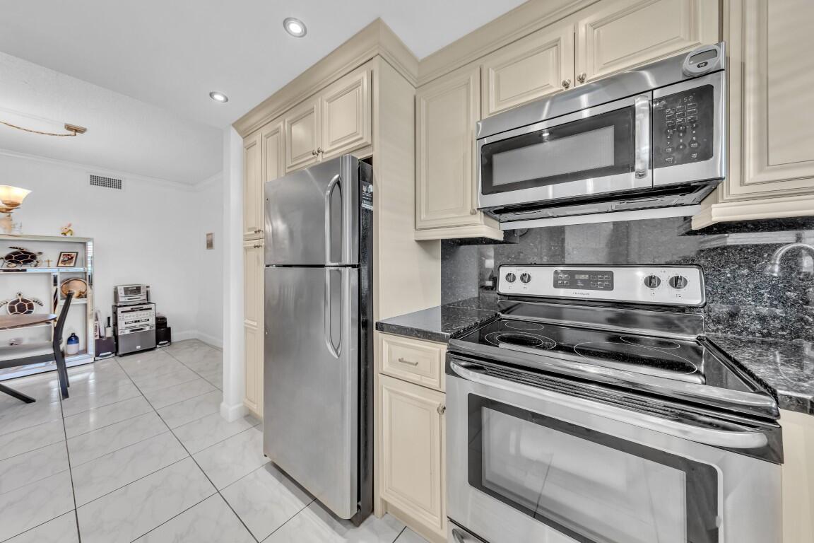580 Egret Drive 121 Property Photo 13