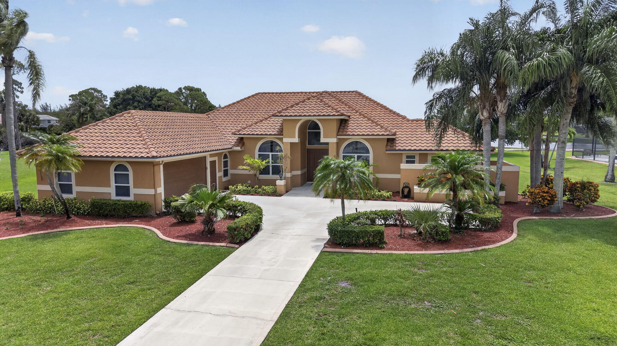 8030 Woodsmuir Drive