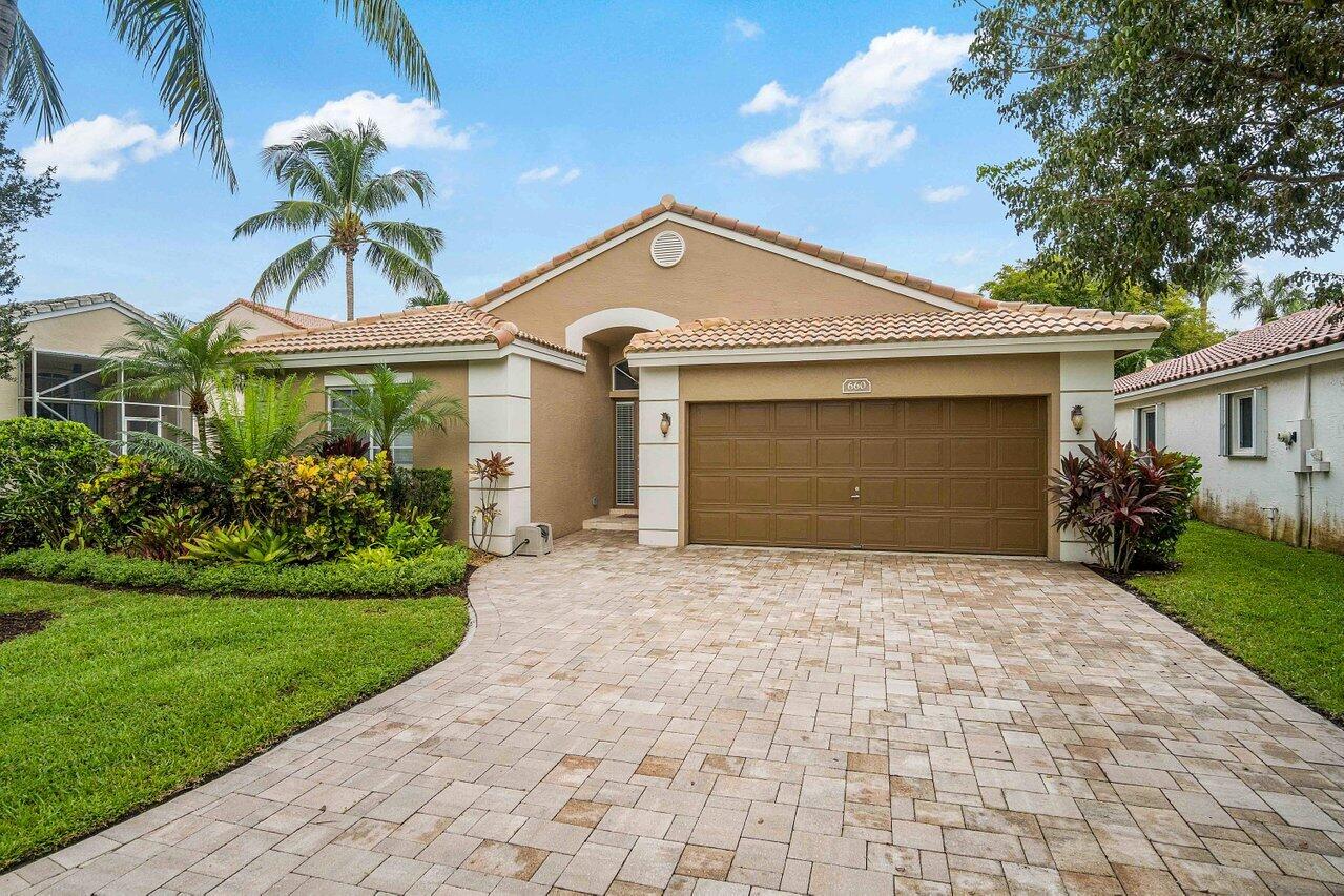 660 Nw 45th Avenue Property Photo 2
