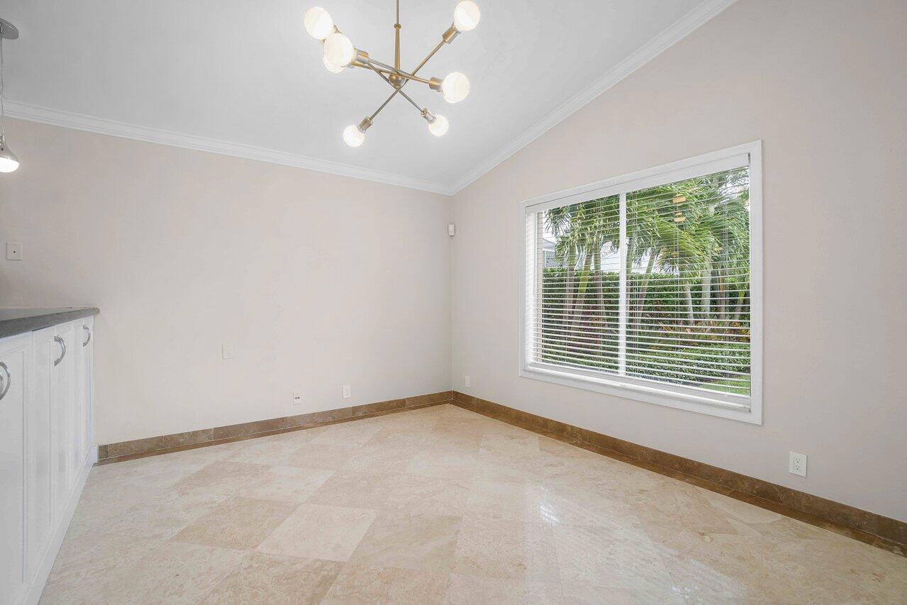 660 Nw 45th Avenue Property Photo 19