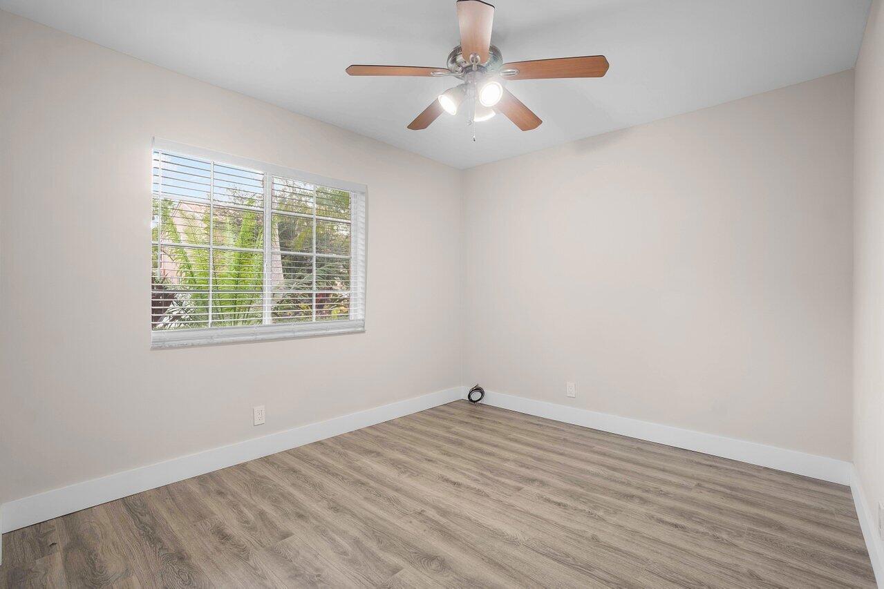 660 Nw 45th Avenue Property Photo 27