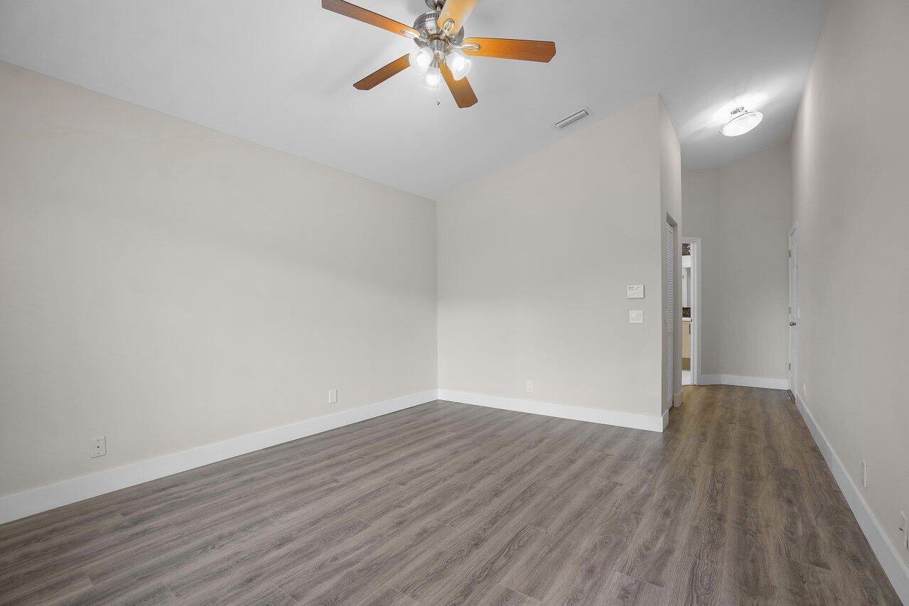 660 Nw 45th Avenue Property Photo 31