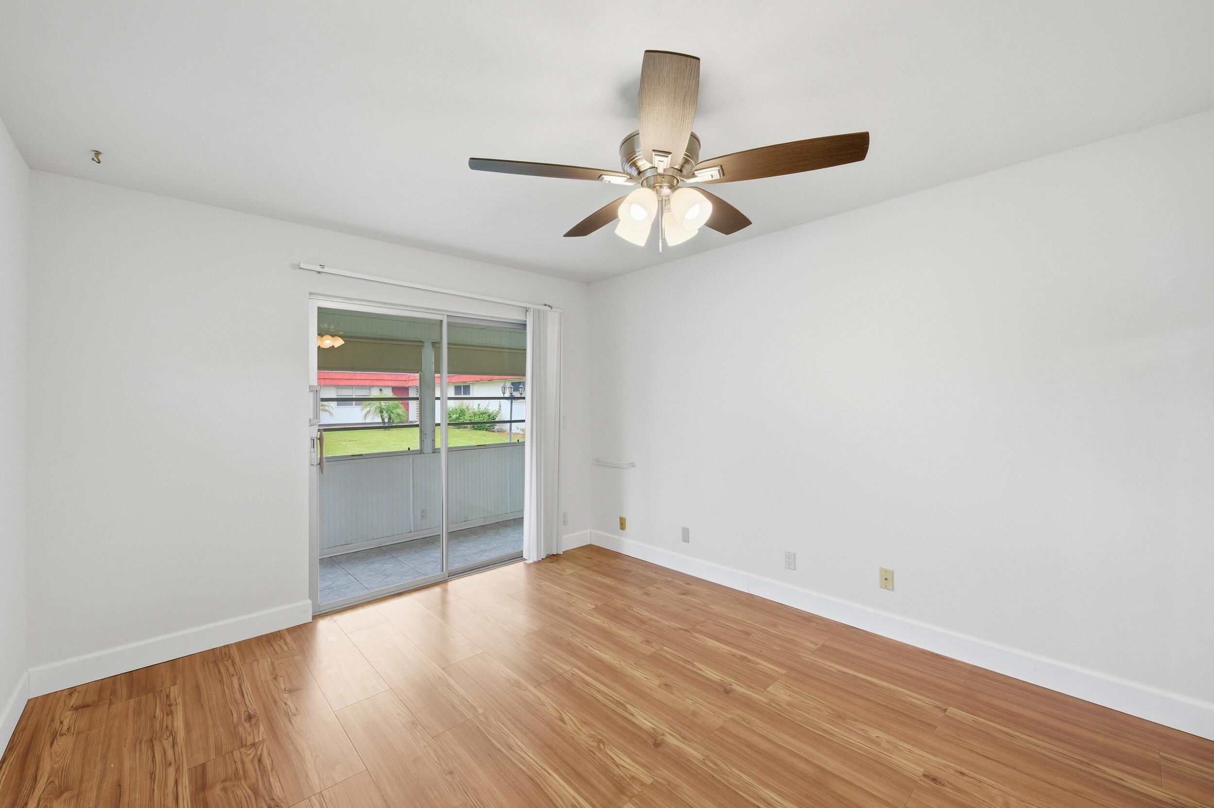 28 Seville B Property Photo 14