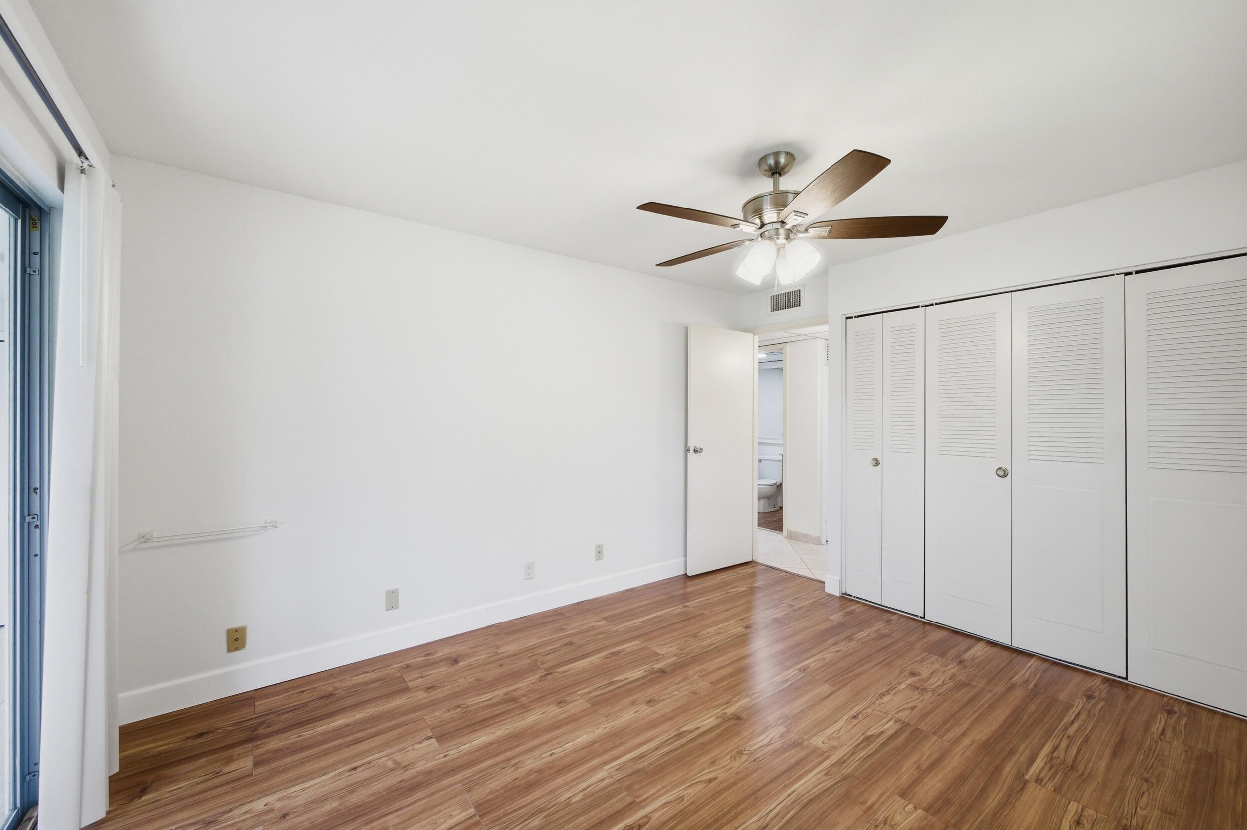 28 Seville B Property Photo 15