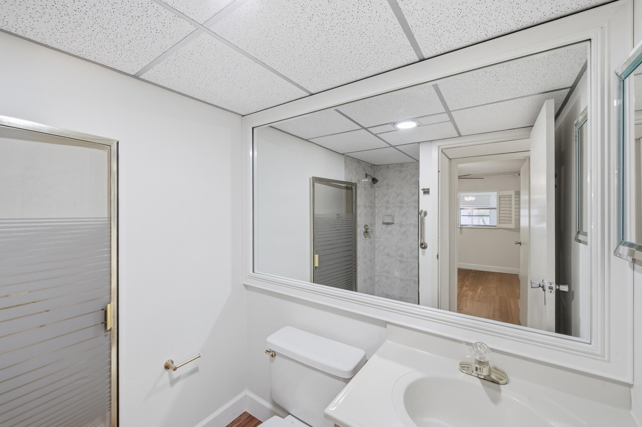28 Seville B Property Photo 24