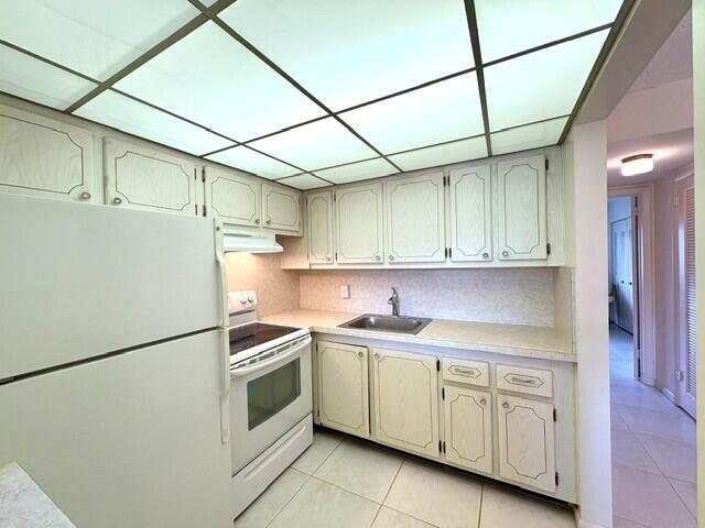 116 Windsor F Property Photo 13