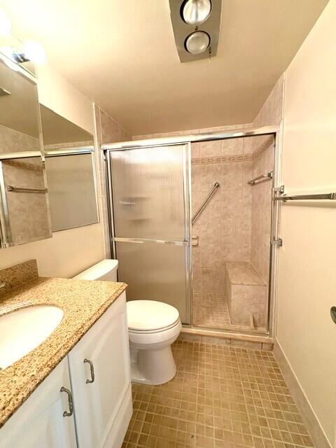 116 Windsor F Property Photo 22