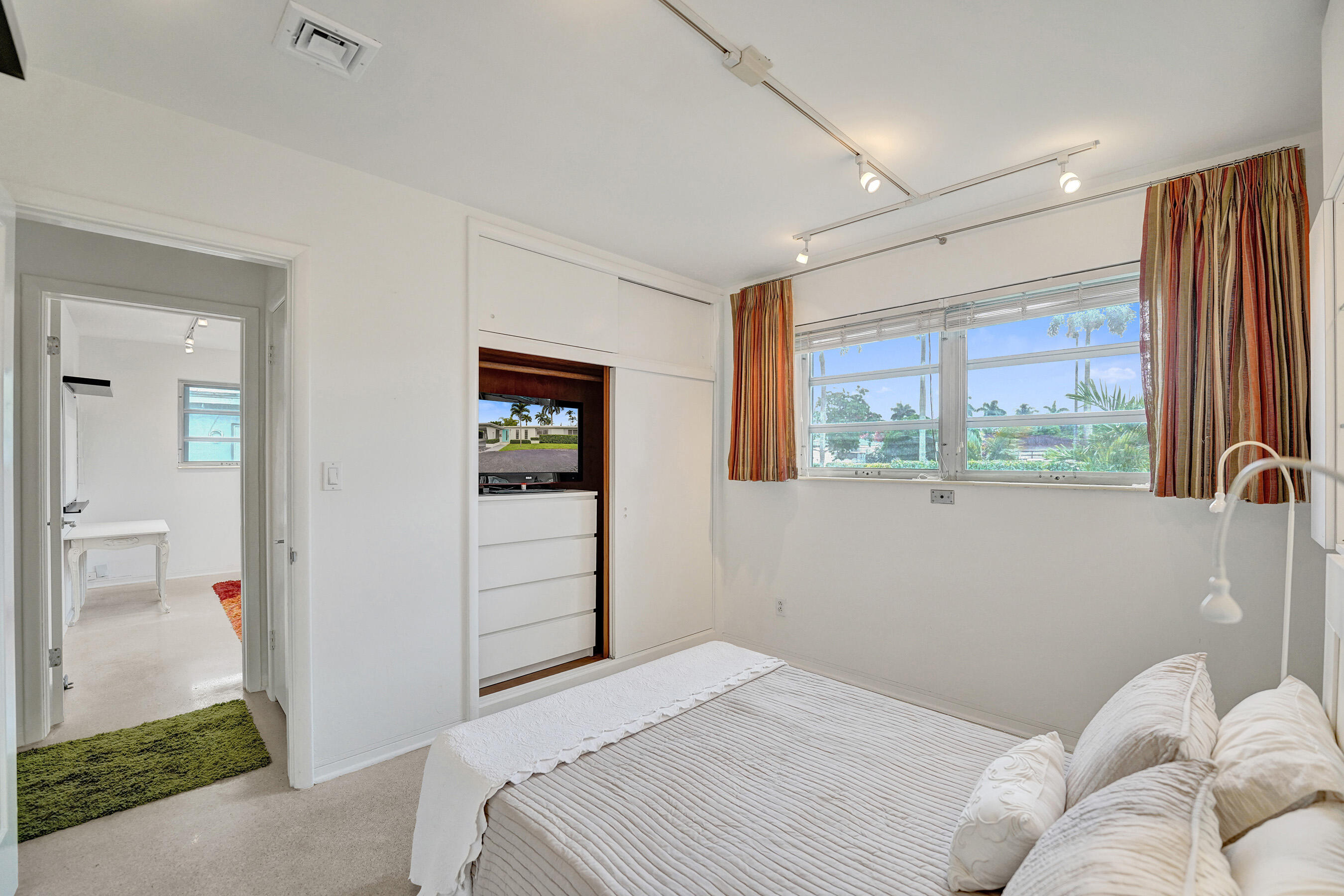 3113 Hollywood Boulevard Property Photo 31
