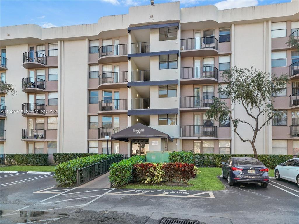 2701 Riverside Drive Apt 516 Property Photo 1