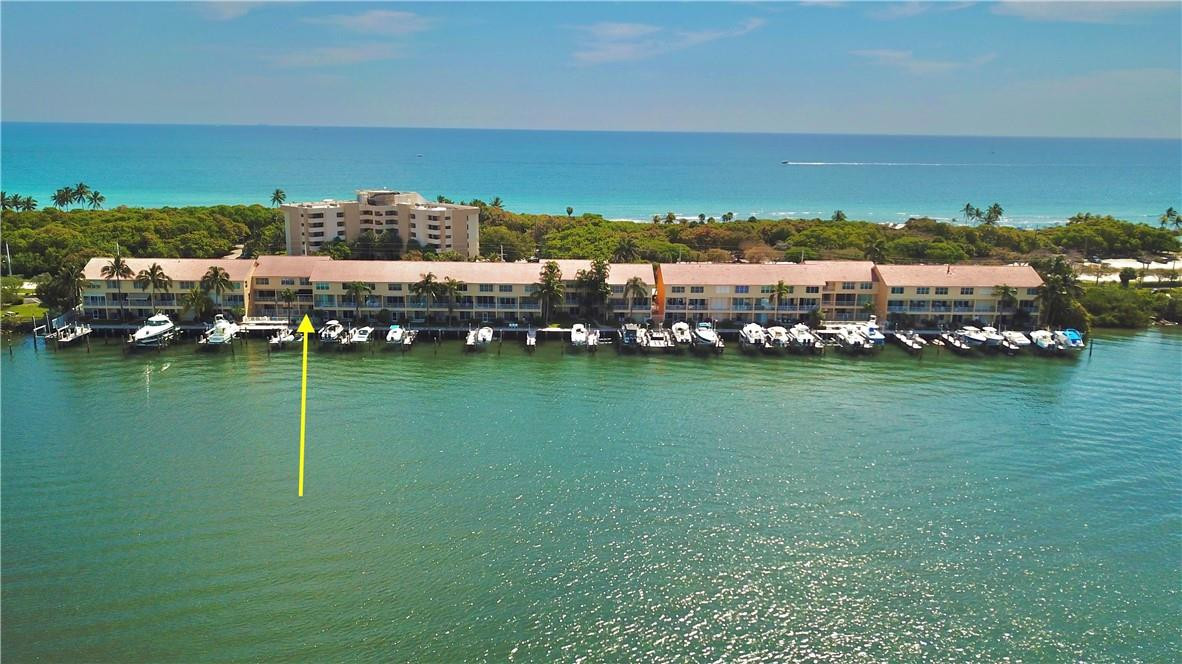 4230 N Ocean Drive Property Photo 2