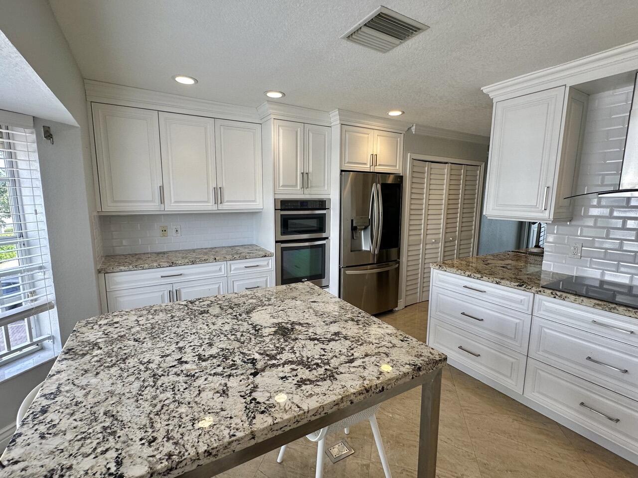 4230 N Ocean Drive Property Photo 16