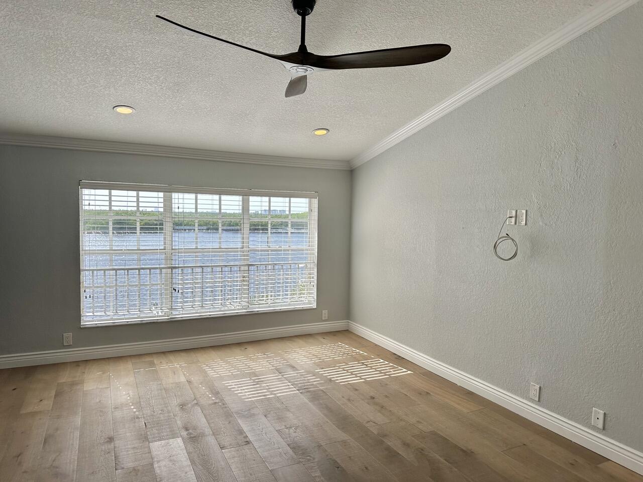 4230 N Ocean Drive Property Photo 23