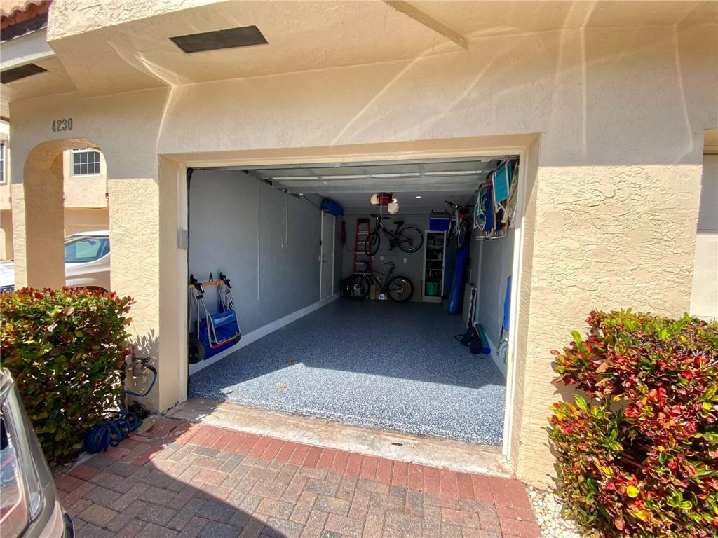 4230 N Ocean Drive Property Photo 35