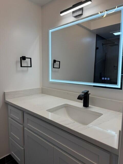 1110 N Riverside Drive 25 Property Photo 11