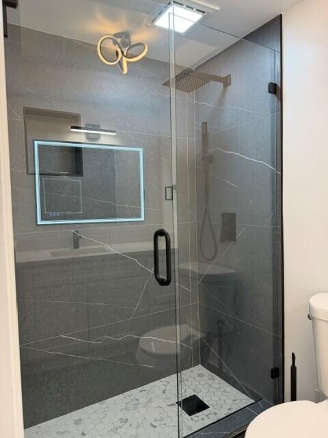 1110 N Riverside Drive 25 Property Photo 12