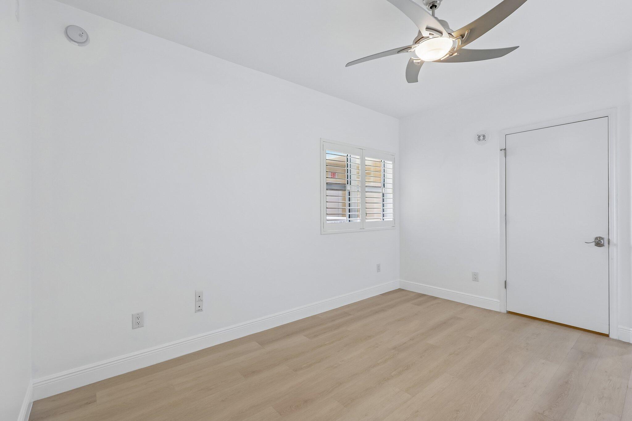 2650 Lake Shore Drive 1202 Property Photo 8