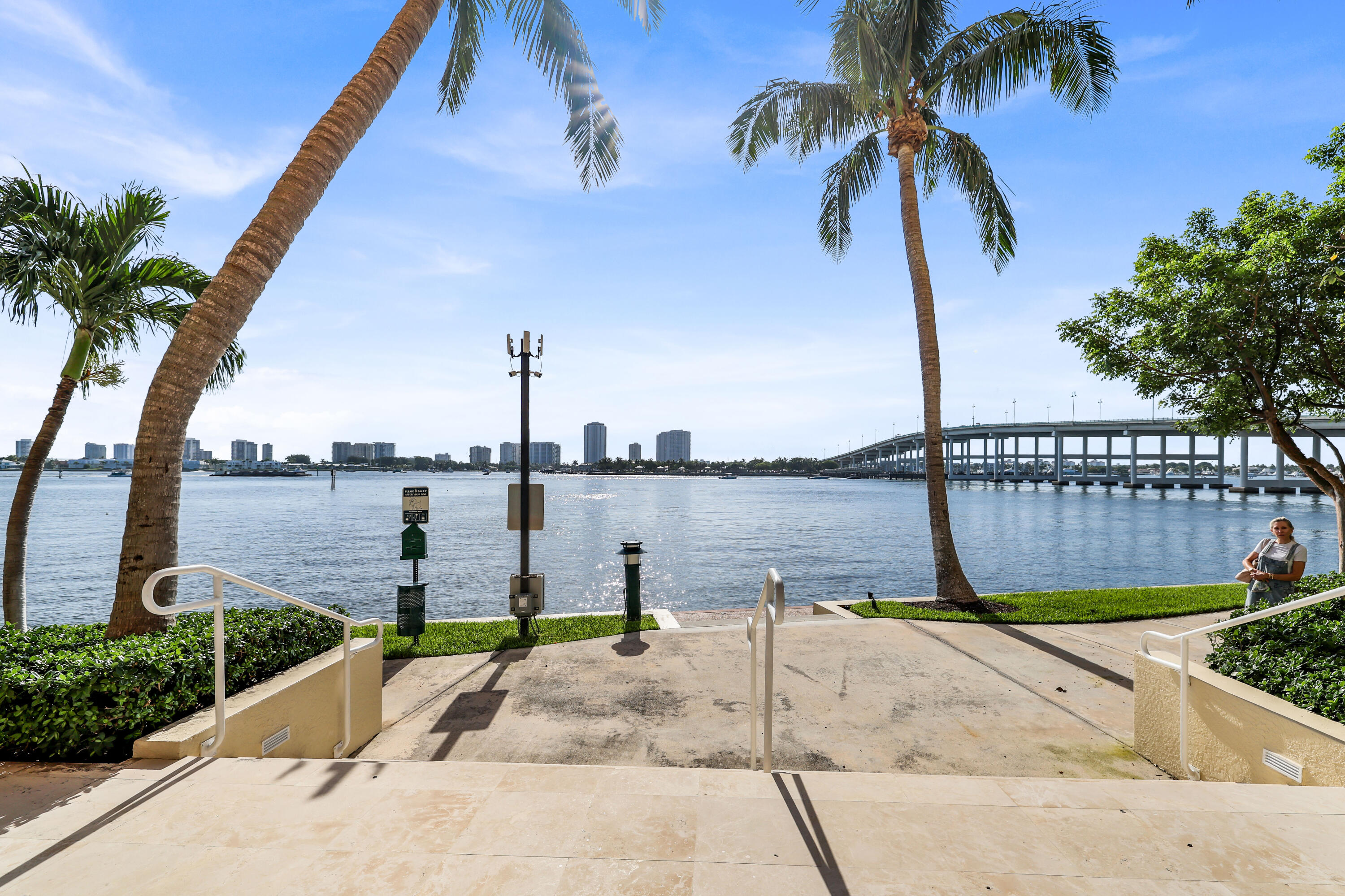 2650 Lake Shore Drive 1202 Property Photo 39