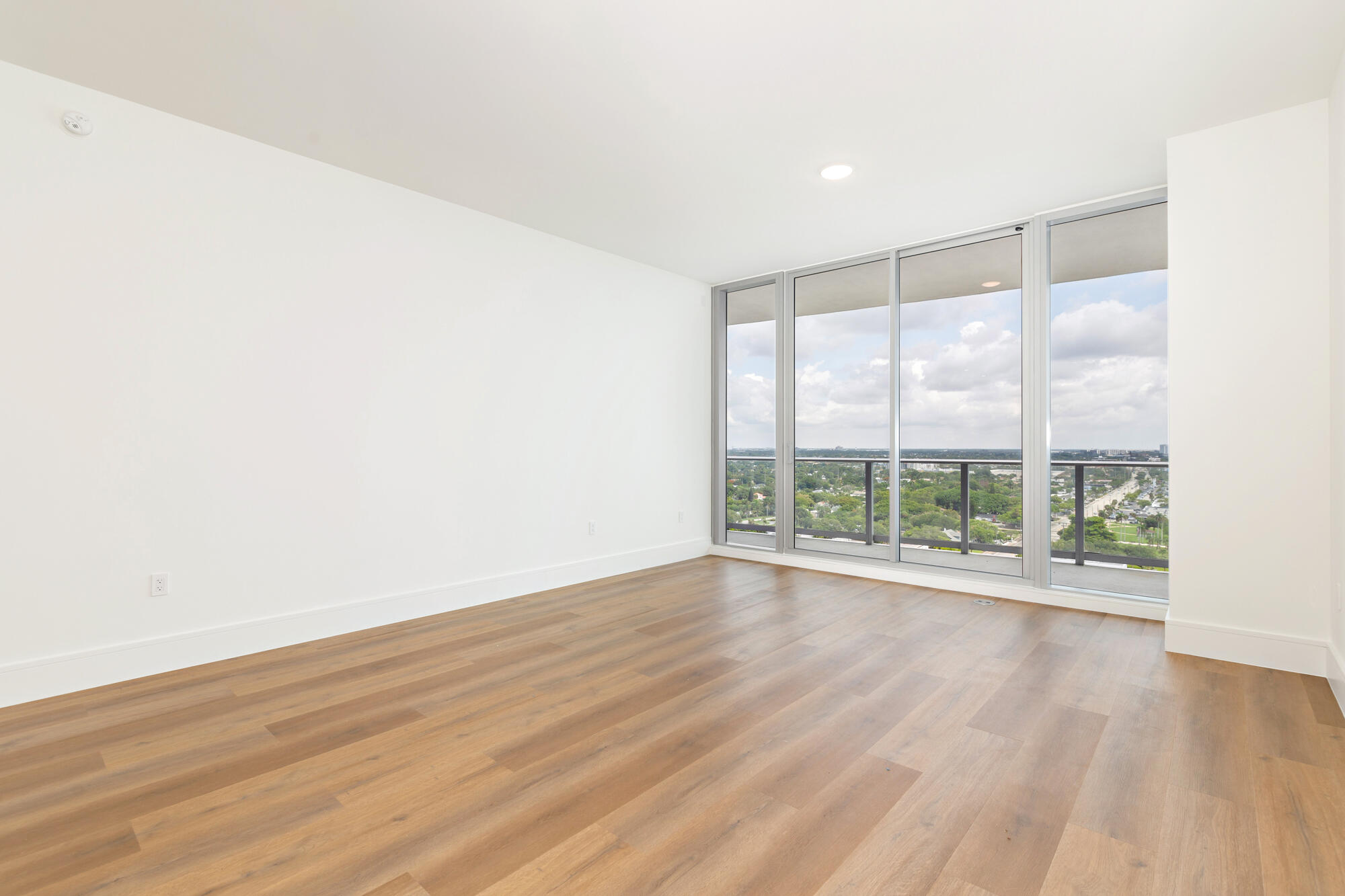 220 Lake Shore Drive 1809 Property Photo 1