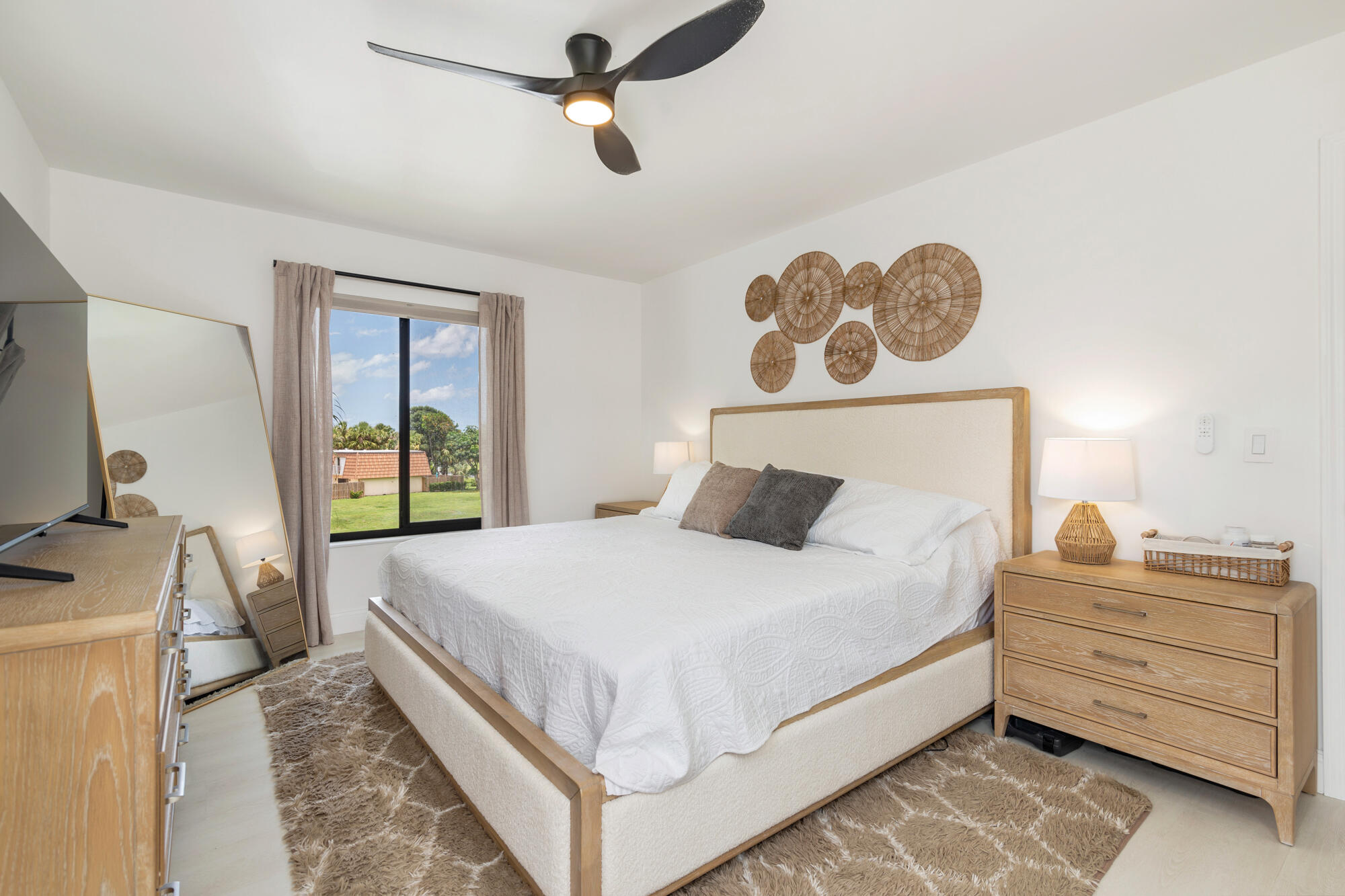1008 Green Pine Boulevard H3 Property Photo 10